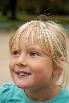 ehrhardt_galerie_kinder_vivien_natalie_1280_03.jpg